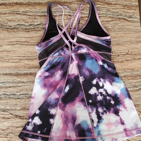 Lululemon top - Picture 4 of 8